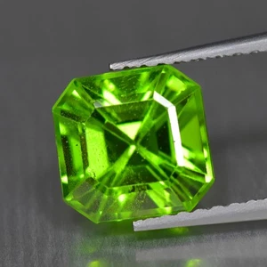 2.38Ct Octagan_Very good Natural Peridot From Pakistan Loose Gemstone - Picture 1 of 1