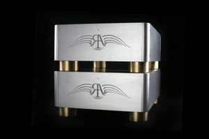 Robson Acoustics MB10 N-CORE 1200W Monoblock Amplifiers - pair - 20% off SALE - Picture 1 of 3