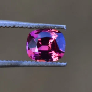 0.81 Ct Pink Rhodolite Garnet Natural Untreated Flawless Sri Lankan Gemstone - Picture 1 of 5