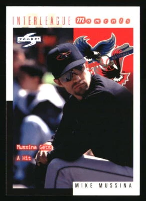 Mike Mussina 1998 Score #258 BASEBALL Card - Image 1 of 2
