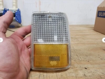 1986-1990 Chevy Chevrolet Caprice Passenger Right EURO Corner Marker Light OEM - Image 1 of 4