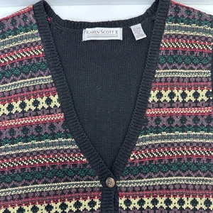 Vintage Karen Scott II Damen Strick Fair Isle Pullover Weste lila rot Knopf 1X LESEN - Bild 1 von 11