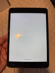 iPad Mini Bundle 3x All Working All 16gb - Picture 1 of 24