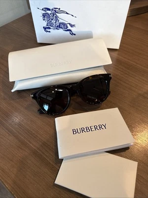 Nuevas gafas de sol genuinas Burberry BE4439 300273 Havana tortuga y marrón REDONDAS 51 MM Foto 1 de 4