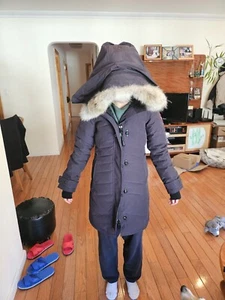 Canada Goose NWT Lorette Parka Jacket Size XXS Solid Navy Blue - Picture 1 of 17