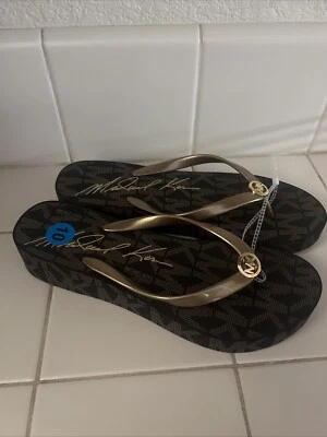 New Michael Kors Bedford Size 10 - Image 1 of 2