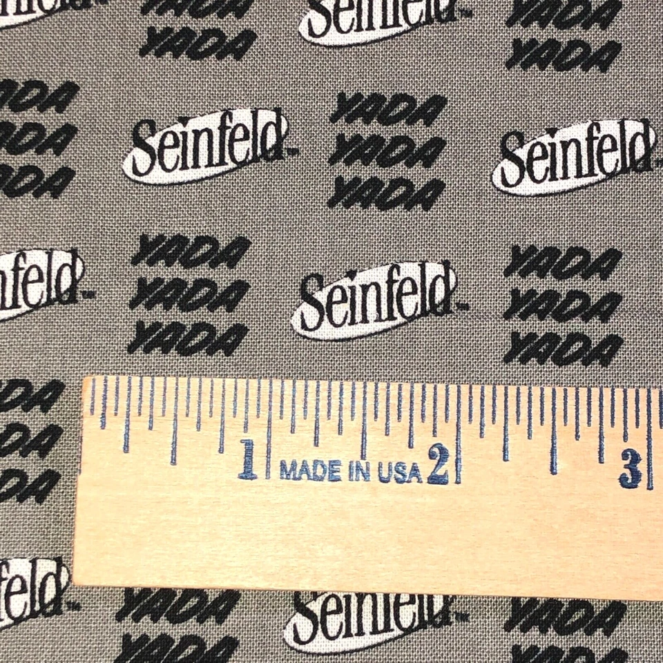 Tela Camelot Seinfeld 100% algodón por yarda Yada Yada en gris plata Foto 1 de 4