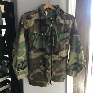 US Army Jacket Uomo X- Small Reg Mimetico Tempo Freddo Cappotto Campo Cappotto Con Cappuccio - Foto 1 di 8