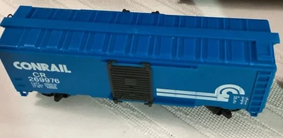 Model Power HO Conrail Sliding Door Boxcar CR 269976 - Image 1 of 3