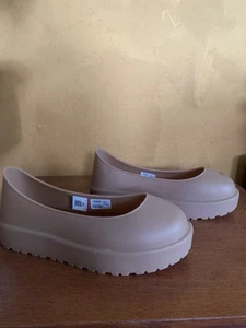 Ugg Rubber Boot Guard Galosh Chestnut size W 5/7 M 6/8 Small. 1129431 NEW - Picture 1 of 7