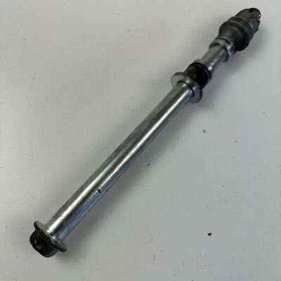 Kawasaki Ninja 300 EX300 2012 Front axle bolt shaft spindle — 第 1/4 张图片