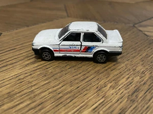 Majorette 229 BMW 325i weiß Frankreich Diecast Scale Modell 1/56  - Bild 1 von 5