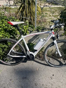 Bicicletta E-bike Lombardo Amantea Motore e Batteria bosch Uso City-Gravel - Foto 1 di 16