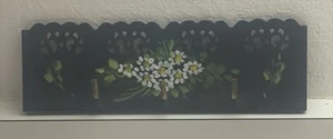 Gancio da parete in ferro dipinto a mano portachiavi fiori - Foto 1 di 1