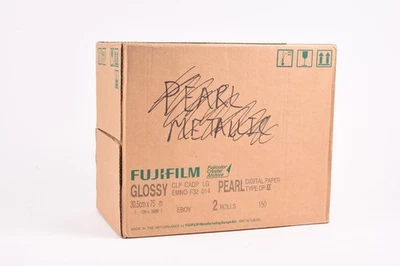 Papel Fujifilm Fujicolor Brillante Perla Tipo DP II 12"x246' 2 Rollos [LEER] #Z-RCF32 Foto 1 de 4