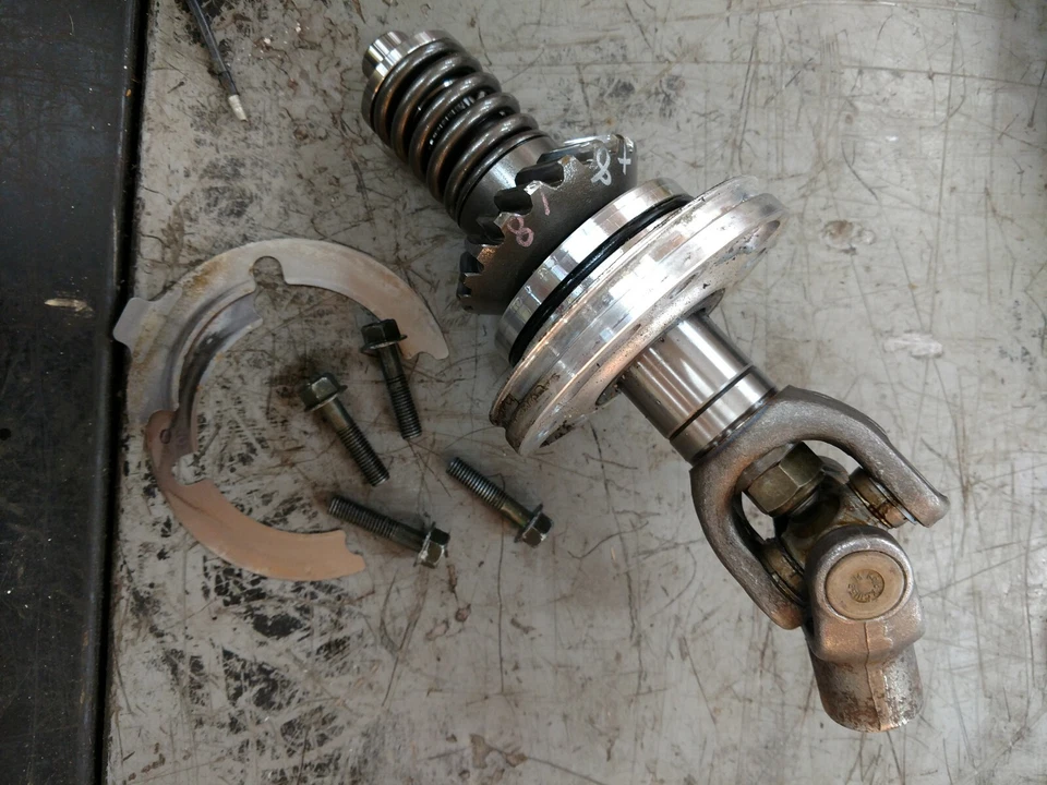 Yamaha V Star 650 XVS65V 2006 eje central completo 4VR-11320-20-00 RW2939 Foto 1 de 3