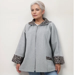 ROCKTHOSECURVES CAPPOTTO DONNA LEOPARDATO PANNELLO ZIP CON TASCHE - Foto 1 di 11