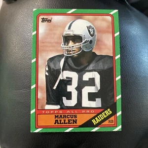 1986 Topps Football Marcus Allen Los Angeles Raiders #62 - HOF Topps All Pro - Bild 1 von 2