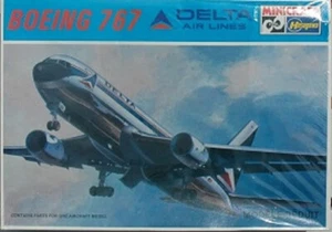 MINICRAFT HASEGAWA BOEING 767 DELTA AIR LINES - Picture 1 of 1