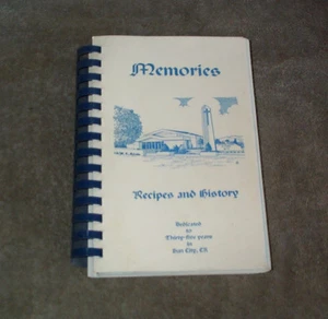 Memories,Recipes & History Cookbook 35 Yrs Sun City CA United Chruch Of Christ - Picture 1 of 1