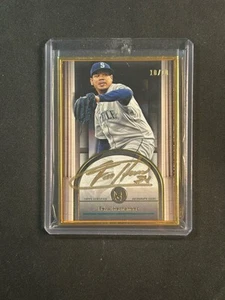 Felix Hernandez 24 Topps Museum Collection Gold Framed Auto FMA-FH 10/10 Bookend - Picture 1 of 3