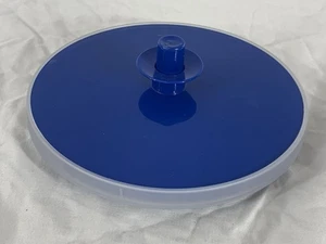 TUPPERWARE Ersatzdeckel #1417 blau Druckknopf 6-1/4 Zoll - Bild 1 von 3