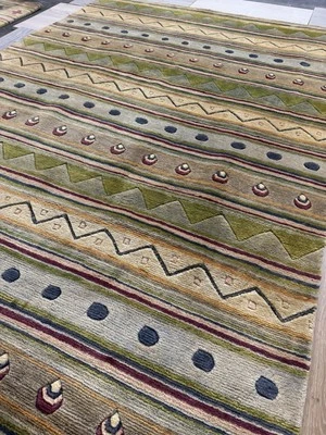 Couristan Highland Coll. Nomad 5'3x8'6 100% wool hand knotted area rug ::NEW:: - Image 1 of 4