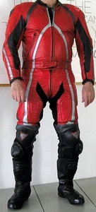 Dainese T-Age 2-piece red leather motorcycle suit - Picture 1 of 19