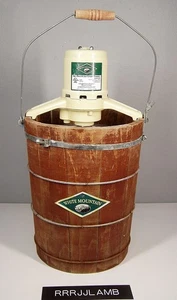 Vtg White Mountain 69206 Electric 6 Qt ICE CREAM MAKER FREEZER Works but Leaks - Picture 1 of 16
