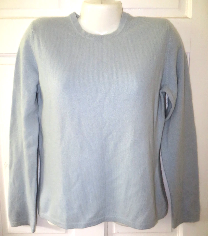 Apt.9 100% Cashmere Lt Blue Sweater Sz M - Image 1 of 1