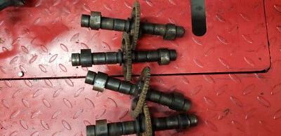 Honda VF1100C 1983 árbol de levas de escape trasero admisión delantera árboles de levas engranajes Magna V65 Foto 1 de 4