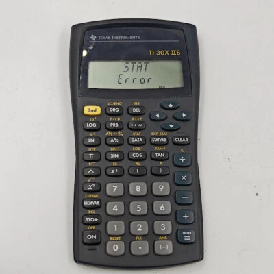 Texas Instruments TI-83 Plus Rechner - Arbeit, Fehlende Abdeckung - Bild 1 von 4