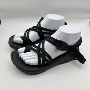 Sandalias Chaco para mujer talla 7 negras clásicas con tiras transpirables senderismo al aire libre - Imagen 1 de 11