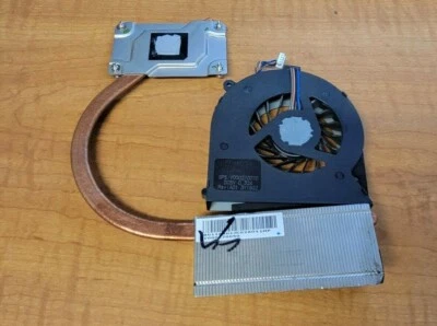 TOSHIBA SATELLITE C855D-S5232 C855D-S SERIES HEATSINK COOLING FAN V000270050 - Image 1 of 2