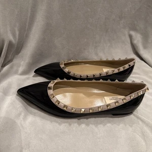 Neu ohne Karton Valentino Rockstud Lackleder zweifarbig spitz zulaufend Ballerinas 37 - Bild 1 von 20