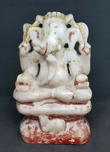 ANTIKES HINDUISCHES KANISCHKA aus Marmor aus dem 18. Jahrhundert - Bild 1 von 7