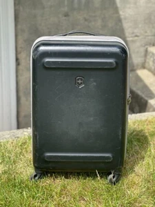 VICTORINOX Etherius Black Spinner Case Suitcase Luggage Carryon - Picture 1 of 8