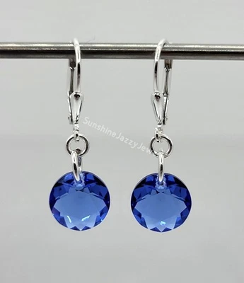 Pendientes de plata esterlina con zafiro de cristal de Swarovski de corte clásico; cierre de palanca Foto 1 de 3