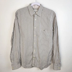 Camisa Lacoste Ajuste Moderno Botón Frontal Talla 40 o Grande Silenciosa Lujo Preppy Posh - Imagen 1 de 4