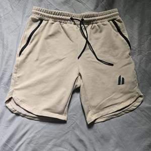 HyperMV beige/hellbraune Herrenshorts Größe Large - Bild 1 von 7