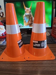 (2 PC) 12" TRAFFIC SAFETY CONES PARKING CONSTUCTION MULTIPURPOSE W/ REFLECTOR - Picture 1 of 3
