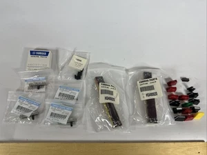 Lotto e manopole diapositive Yamaha - Foto 1 di 4