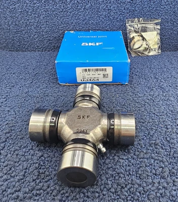 SKF UJ464: junta en U para Dodge Ram 2500 3500 2003-2009 Foto 1 de 4
