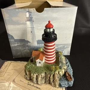Harbour Lights Lighthouse #431 West Quoddy Head Maine con caja certificado de autenticidad 2001 - Imagen 1 de 15