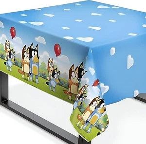 Único mantel rectangular de plástico azul 54" x 84" - suministros para fiestas de cumpleaños - Imagen 1 de 1