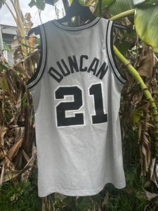Tim Duncan San Antonio Spurs NBA Jersey Men M Nike Gray HWC Nike Rewind Vtg #21 - Picture 1 of 9