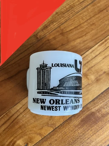LOUISIANA SUPERDOME NEW ORLEANS coffee mug/cup  “Newest Wonder of the World” Cover