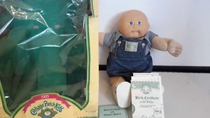 Vintage 1985 Cabbage Patch Kids Coleco Boy Tyler Waldo/Papers Original Outfit - Bild 1 von 7