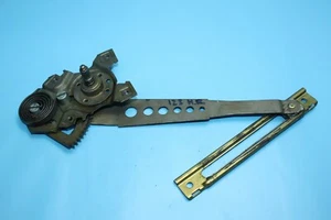 Mercedes Benz W123 Window Regulator Rear Right Manual 1237300246 - Picture 1 of 2