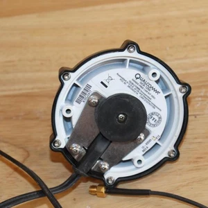 Qualcomm Antenne Téléphone Satellite GCK-1250, CV90-82105-C91 pour Kit Voiture Mains Libres - Photo 1/3